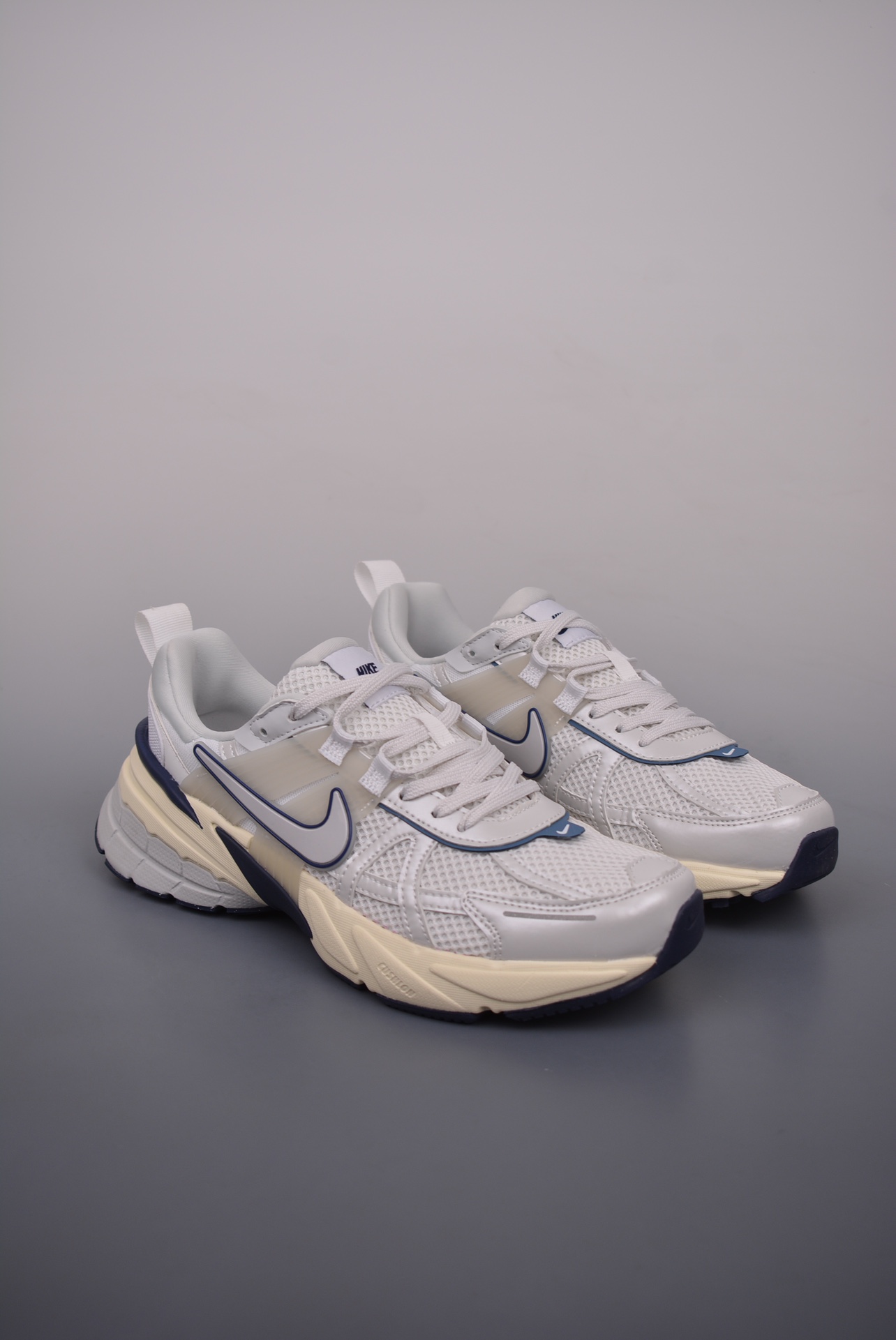 Nike Wmns V2K Runtekk LowWhite Grey Navy FD0736-102