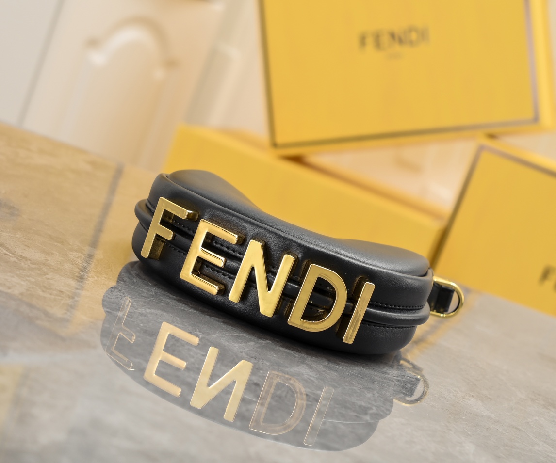 FENDI gray underarm mini bag 2186