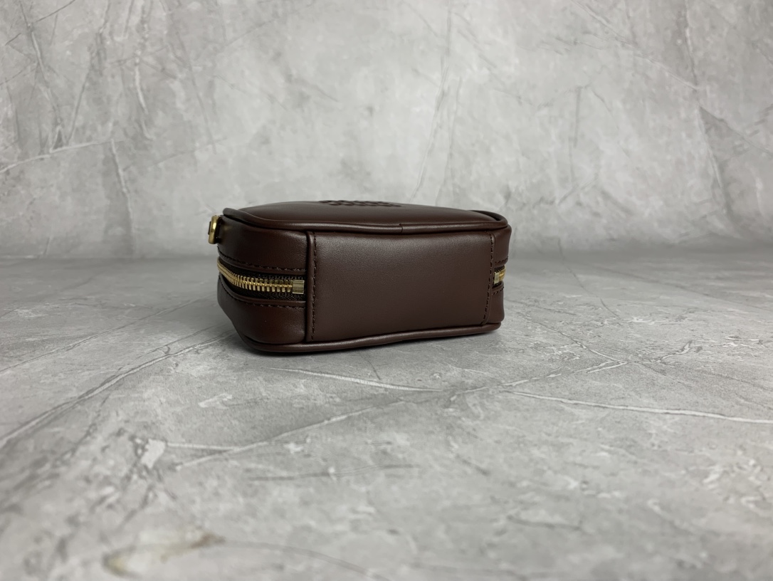 Miu Miu Mini Briefcase 5NR020
