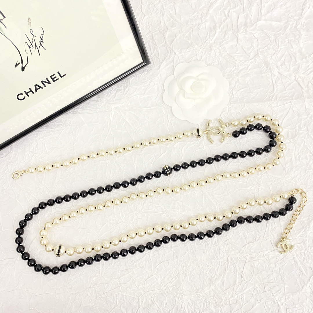 Chanel Black and White Half-Color Pearl Double Necklace