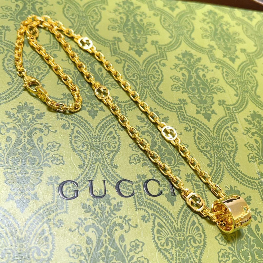 Gucci Anger Forest series GG hollow ring gold necklace