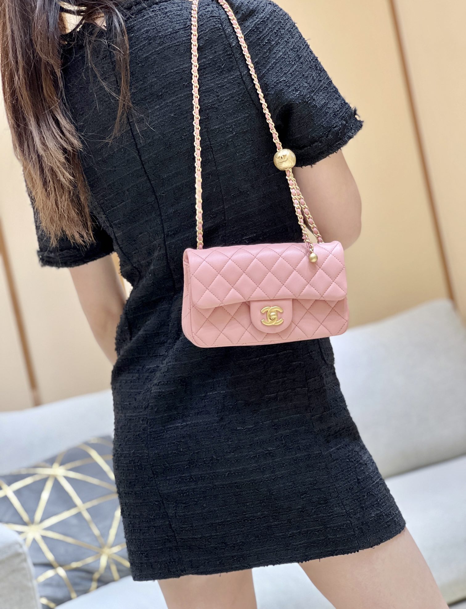 Chanel 23K cf mini chain bag AS1787