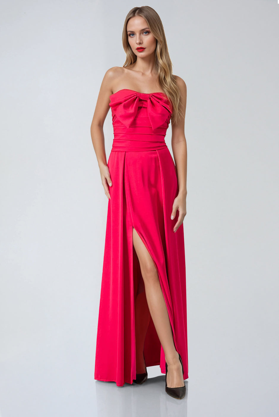 Vestido strapless con moño