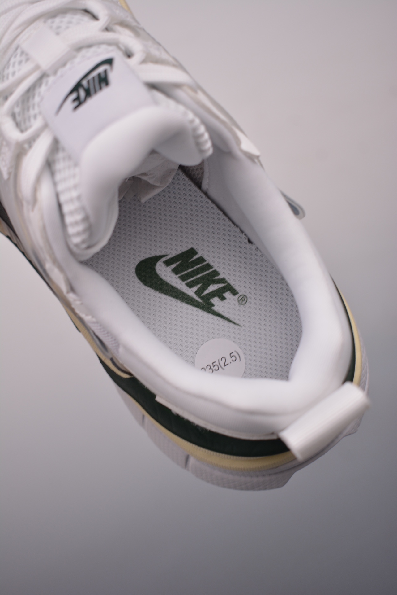 Nike Wmns V2K Runtekk Low White Green FD0736-101