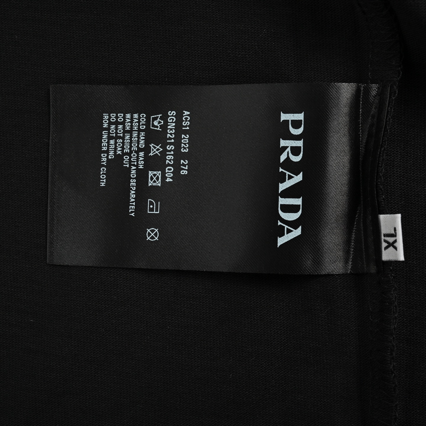 Prada 25ss hot diamond lettering logo short sleeve