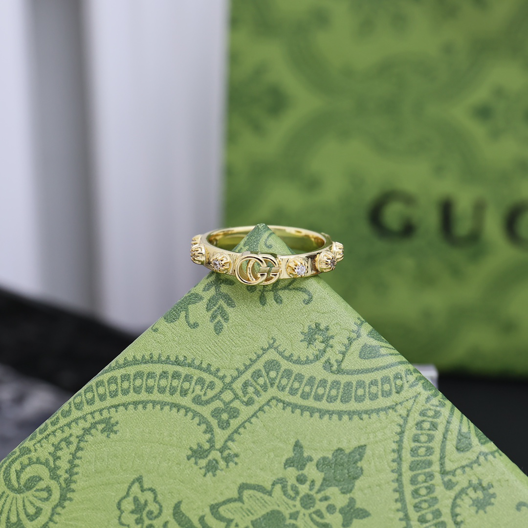 GUCCI diamond GG ring