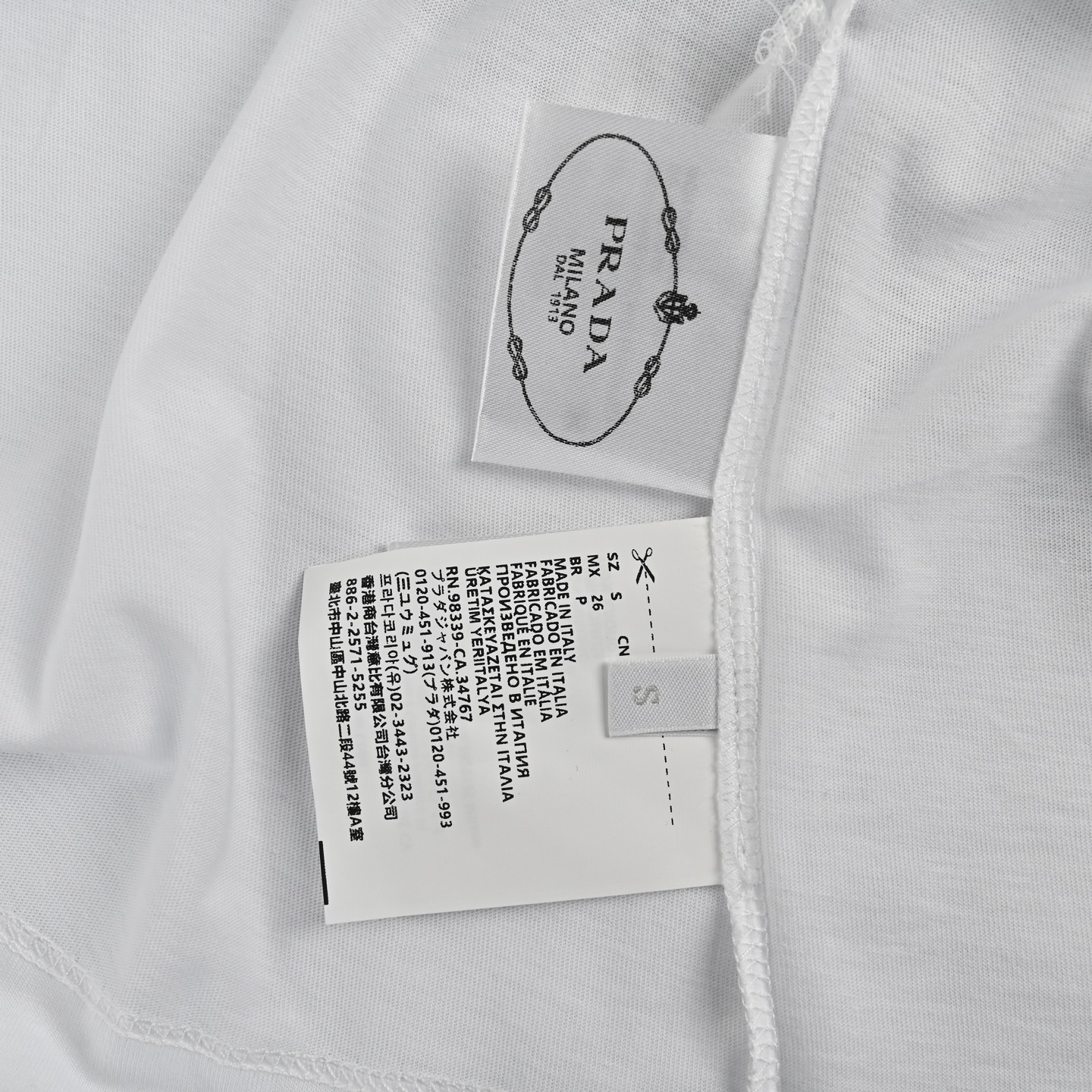Prada 25ss women's triangle logo long-sleeved T-shirt
