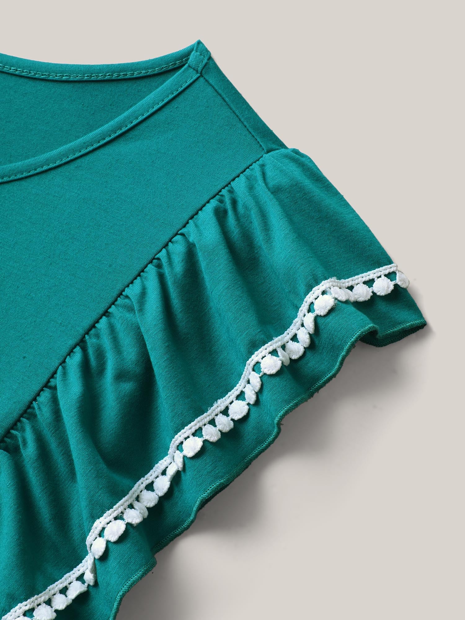 Color Contrast Lace Flutter Sleeve Sleeveless Top