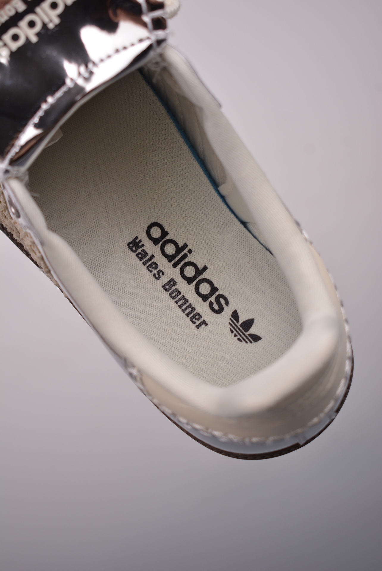 Wales Bonner x Adidas Originals Samba ClassicSilver Metallic IG8181