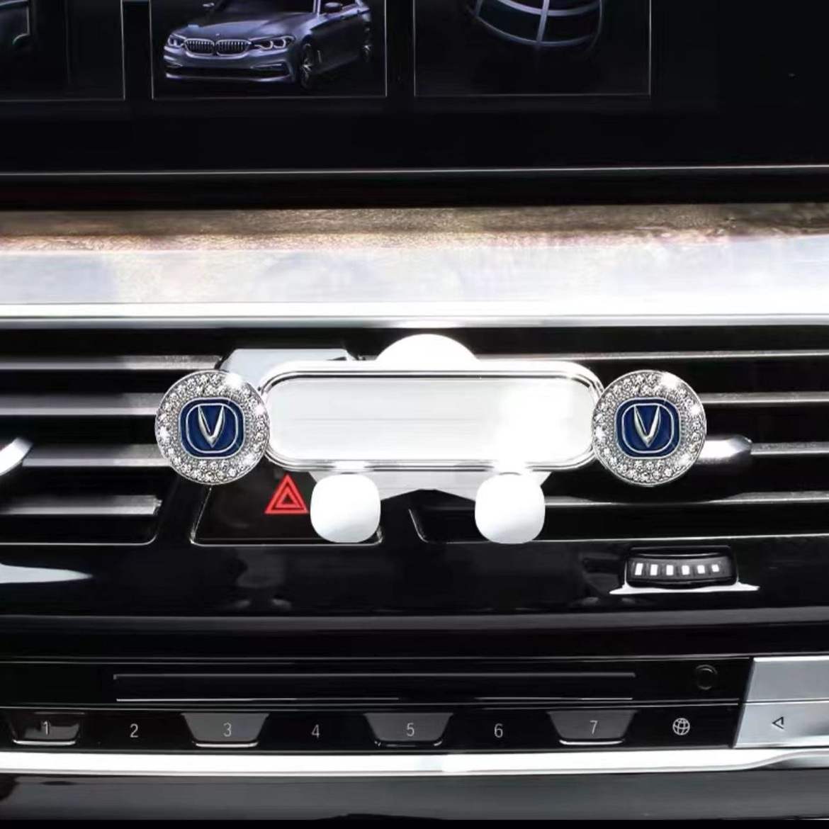 🚗2023 car logo mobile phone holder