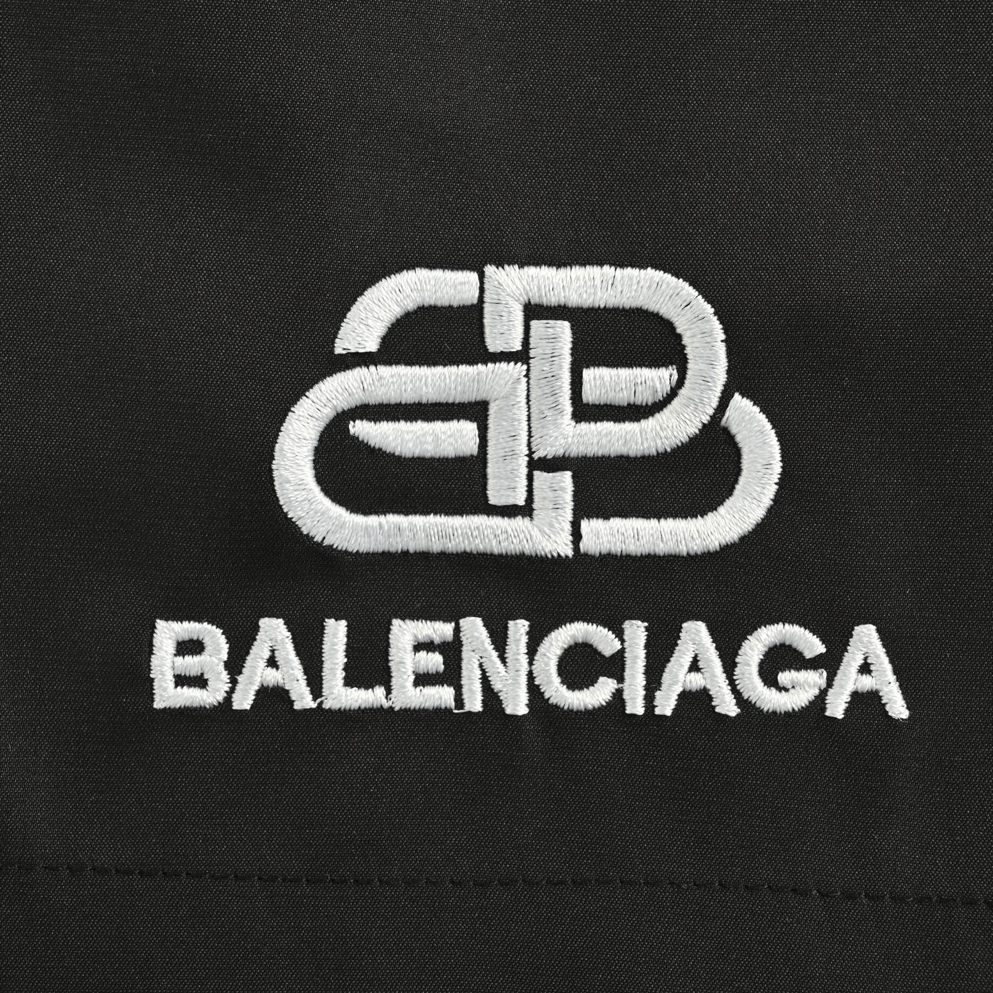 Balenciaga 25ss lock-embroidered beach shorts