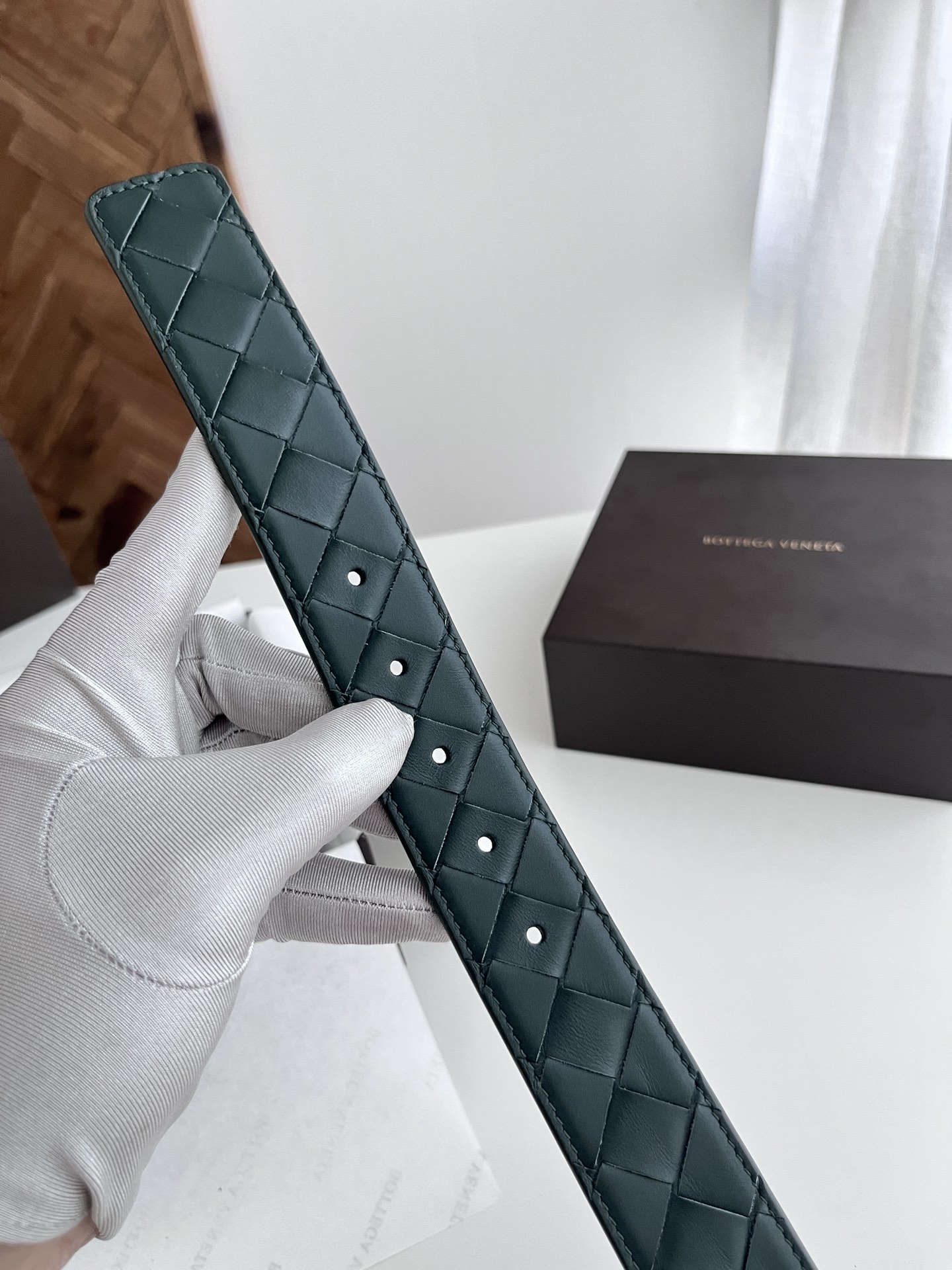 Bottega Veneta woven leather belt with rotating pin buckle, 3.5cm wide