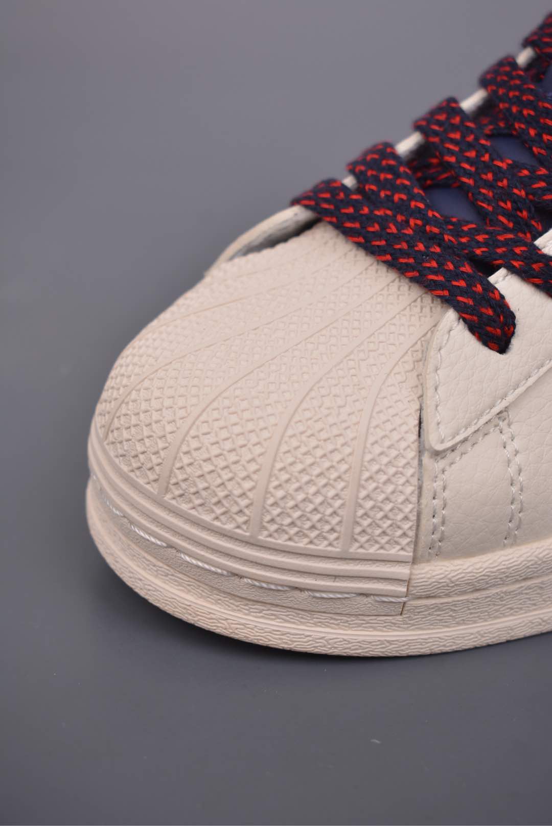 Adidas Originals Superstar 25 Year of the Snake BZ2516