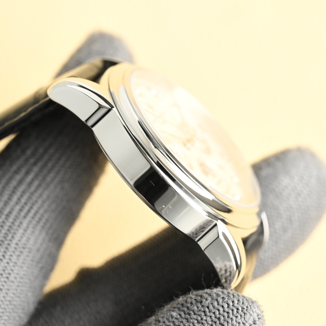 Patek Philippe Complex Multifunctional Series 5205G-013