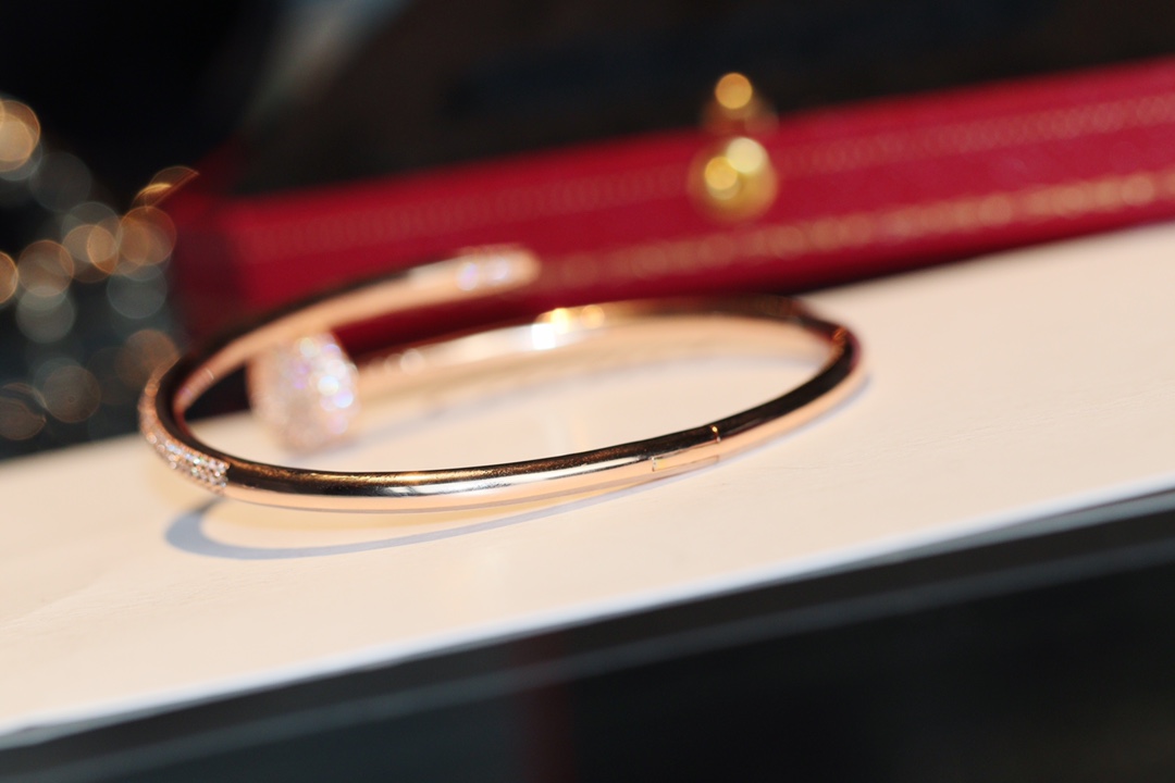 Cartier thick nail diamond bracelet
