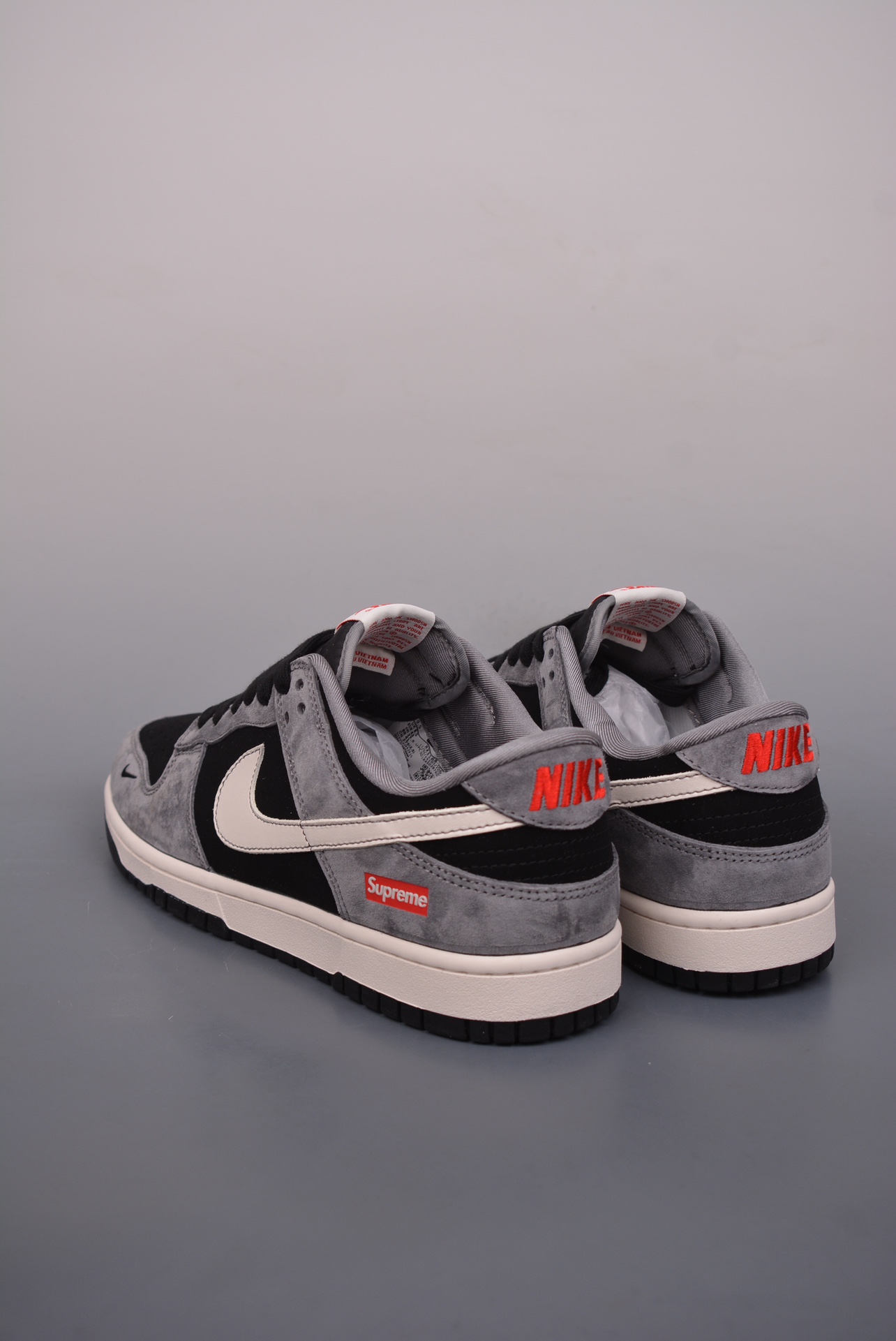 Supreme x Nike By You SB Dunk Low Retro SP Dark Grey Black and White XX3168-206