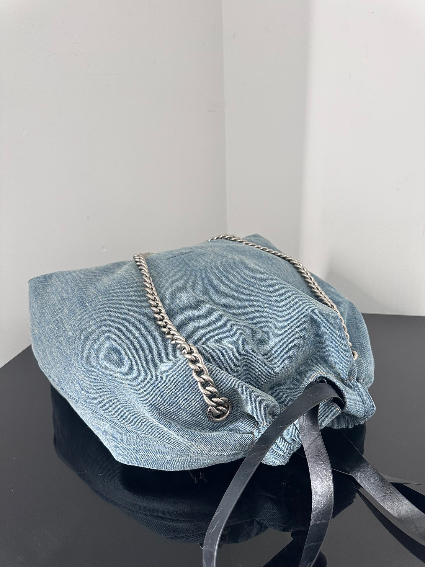 Balenciaga crushtote denim handbag 0305