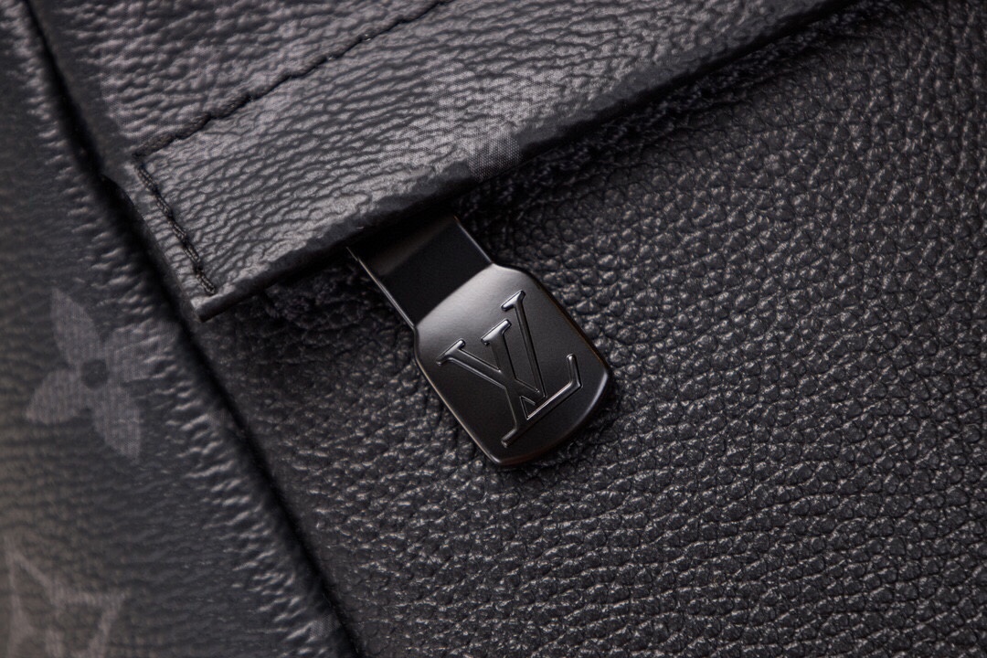 Louis Vuitton saumur backpack M45913