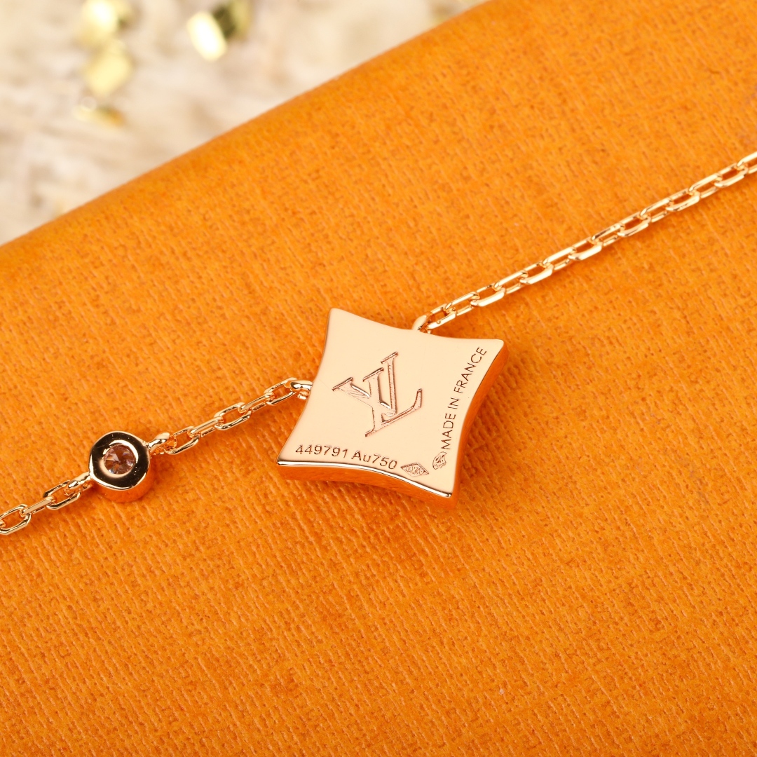 Louis Vuitton Limited Edition Carnelian Necklace