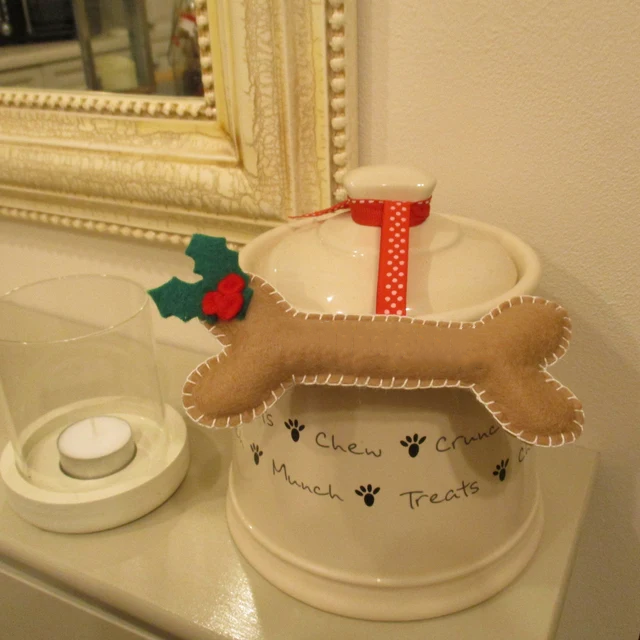 Christmas Decoration Bones