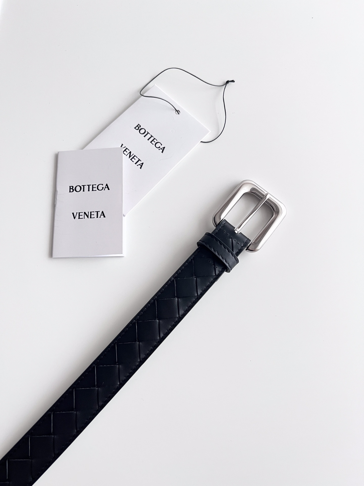 Bottega Veneta intreccio woven cowhide double-sided waistband with a width of 2.0cm