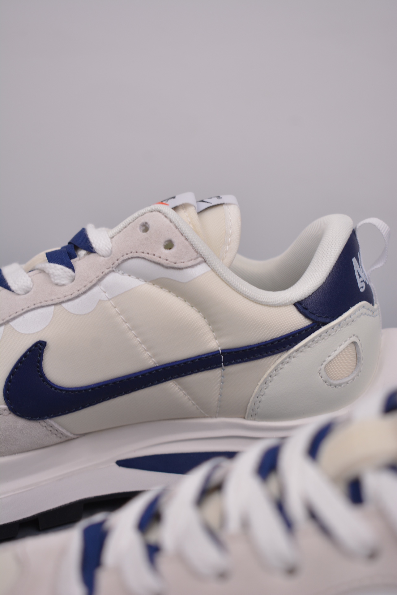 Sacai x Nike VaporWaffle 3.0 Beige White Navy DD1875-109