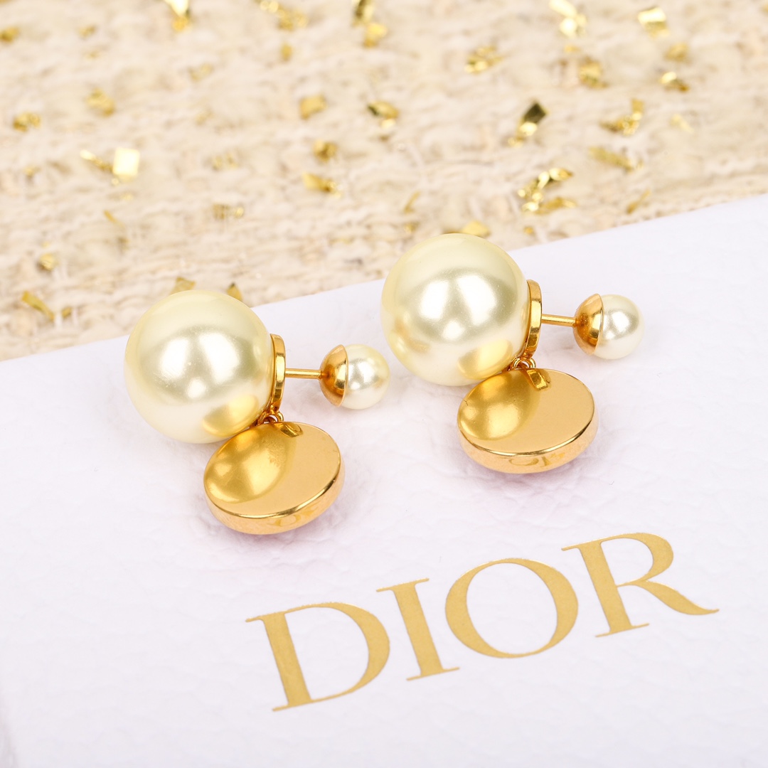 Dior Bee CD Resin Pearl Earrings