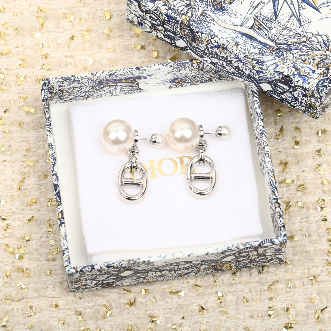 Dior Pearl Drop CD Earrings