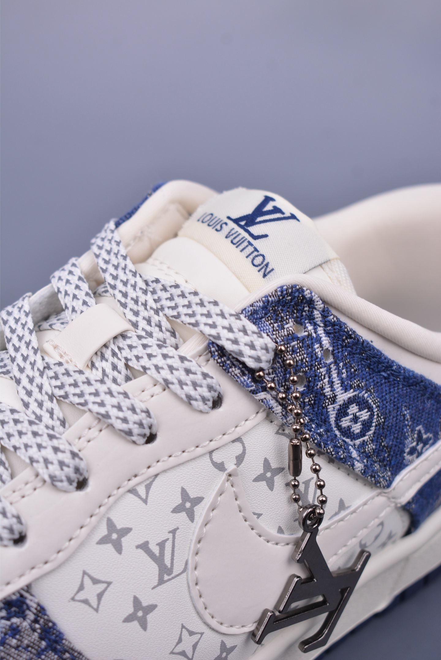 LV x Nike SB Dunk Low Sneakers Denim Blue Print QF15681-124