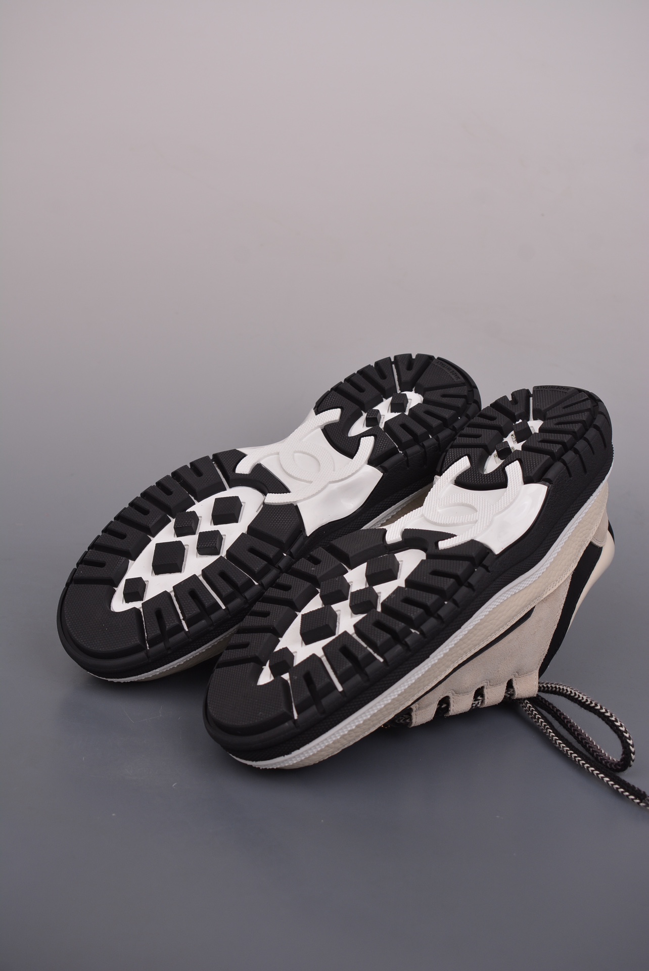 Chanel Cruise Logo Casual Low Black and White