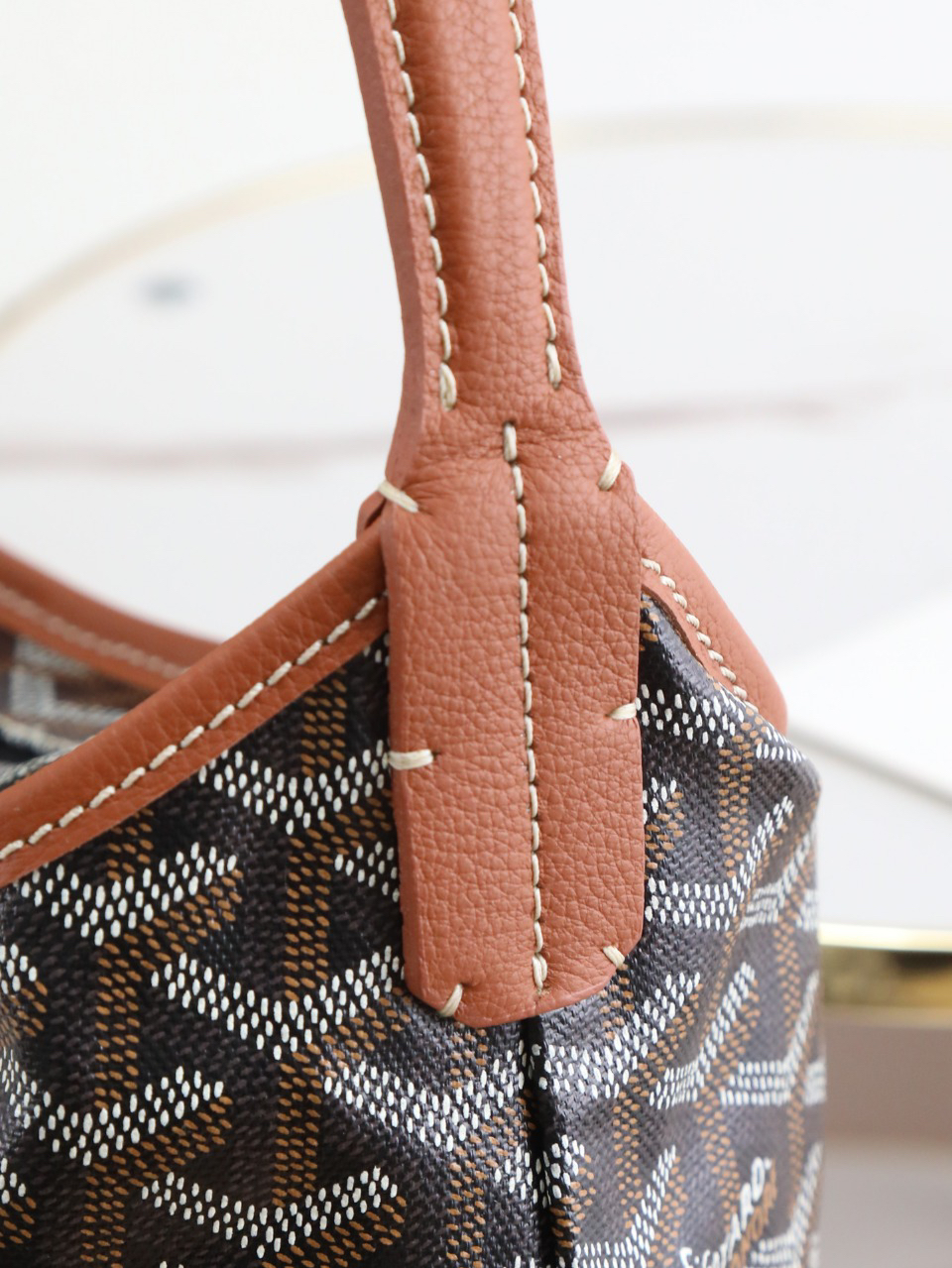 Goyard bohemian hobo 020223