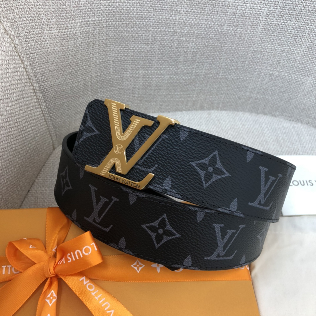 Louis Vuitton Monogram Calfskin Men's Belt 4CM Width