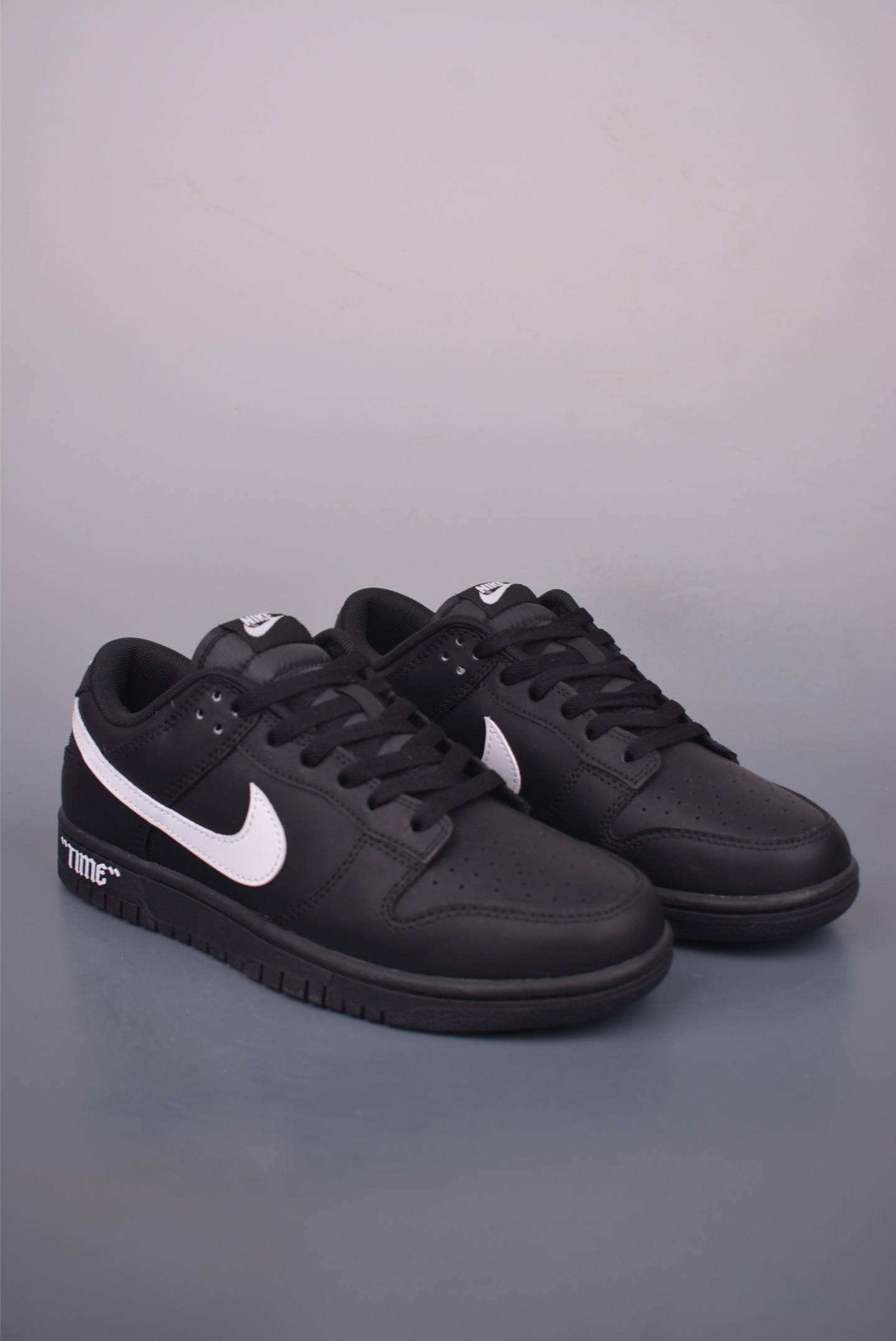 Time x Nike SB Dunk Low 