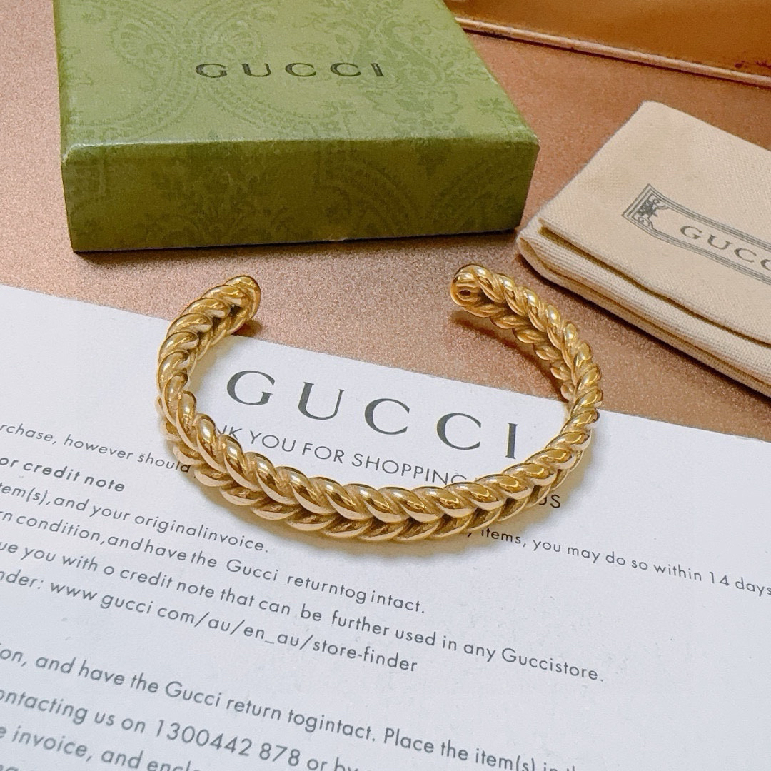 Gucci Braided Gold Bracelet