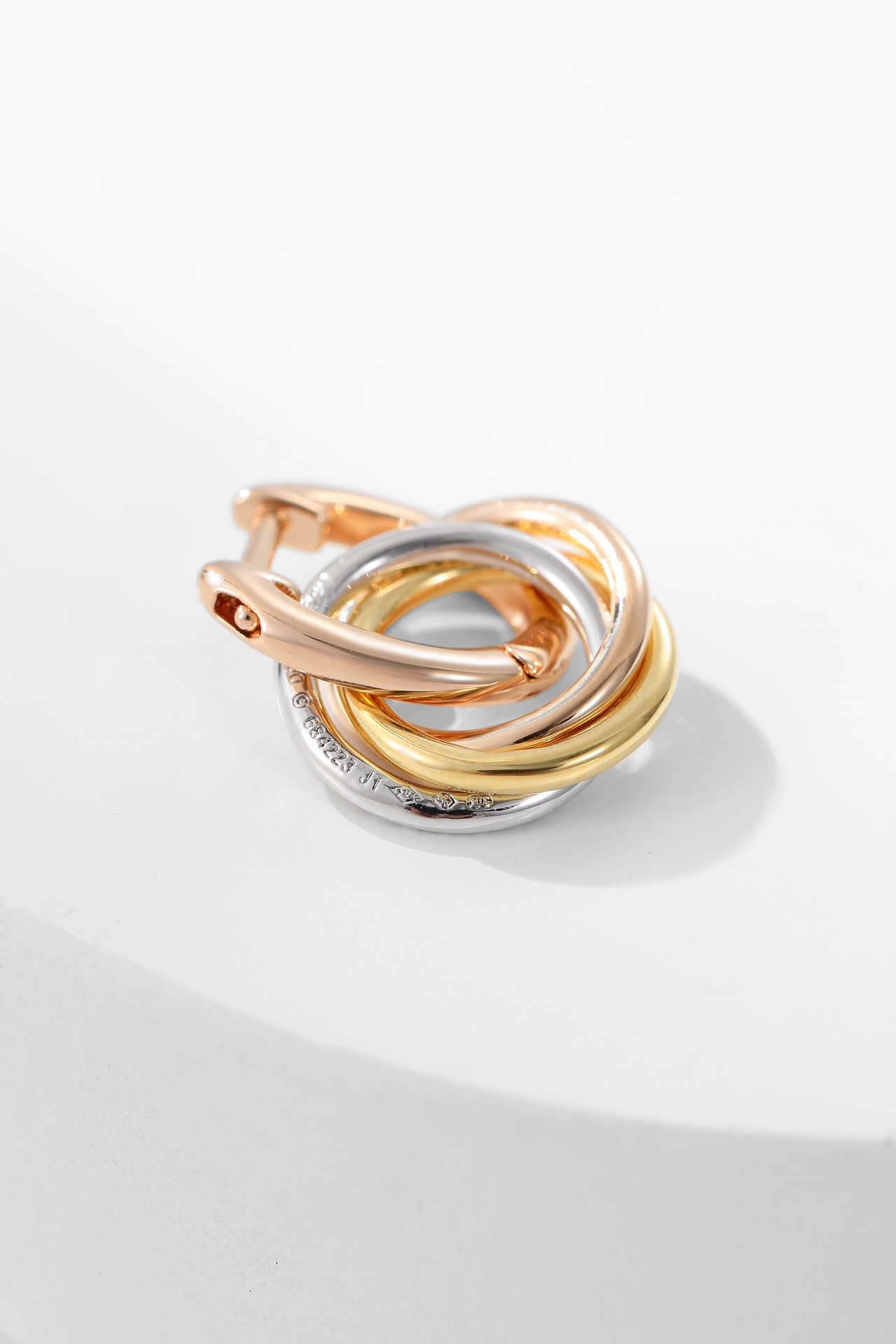 Cartier Trinity tricolor ring diamond earrings