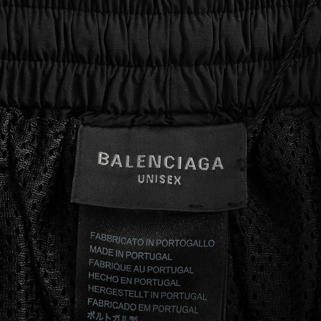 Balenciaga 24Fw Paris Lettering Manchester United Red Stripe Trousers