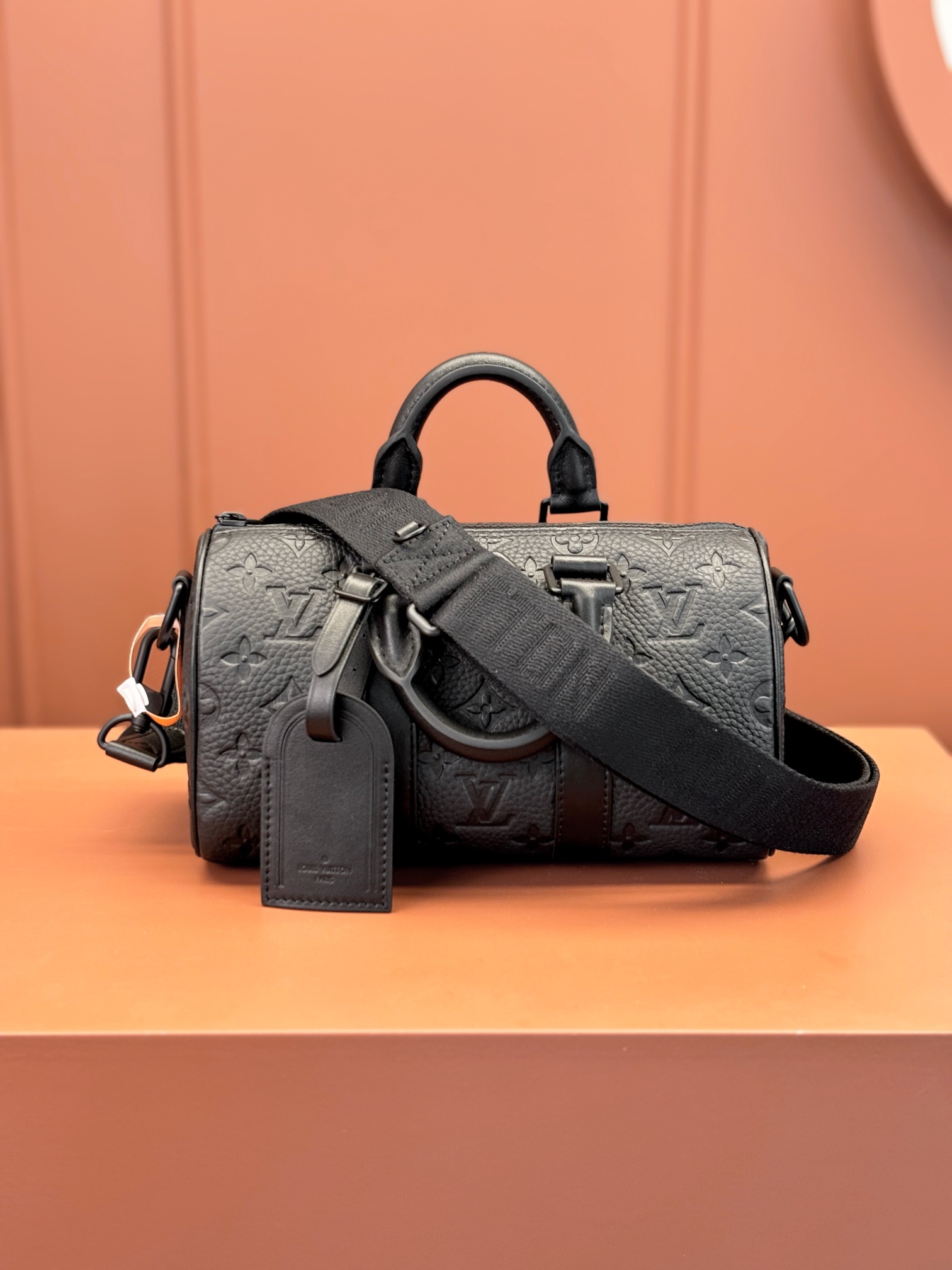 Louis Vuitton KEEPALL BANDOULIÈRE 25 Handbag M20900