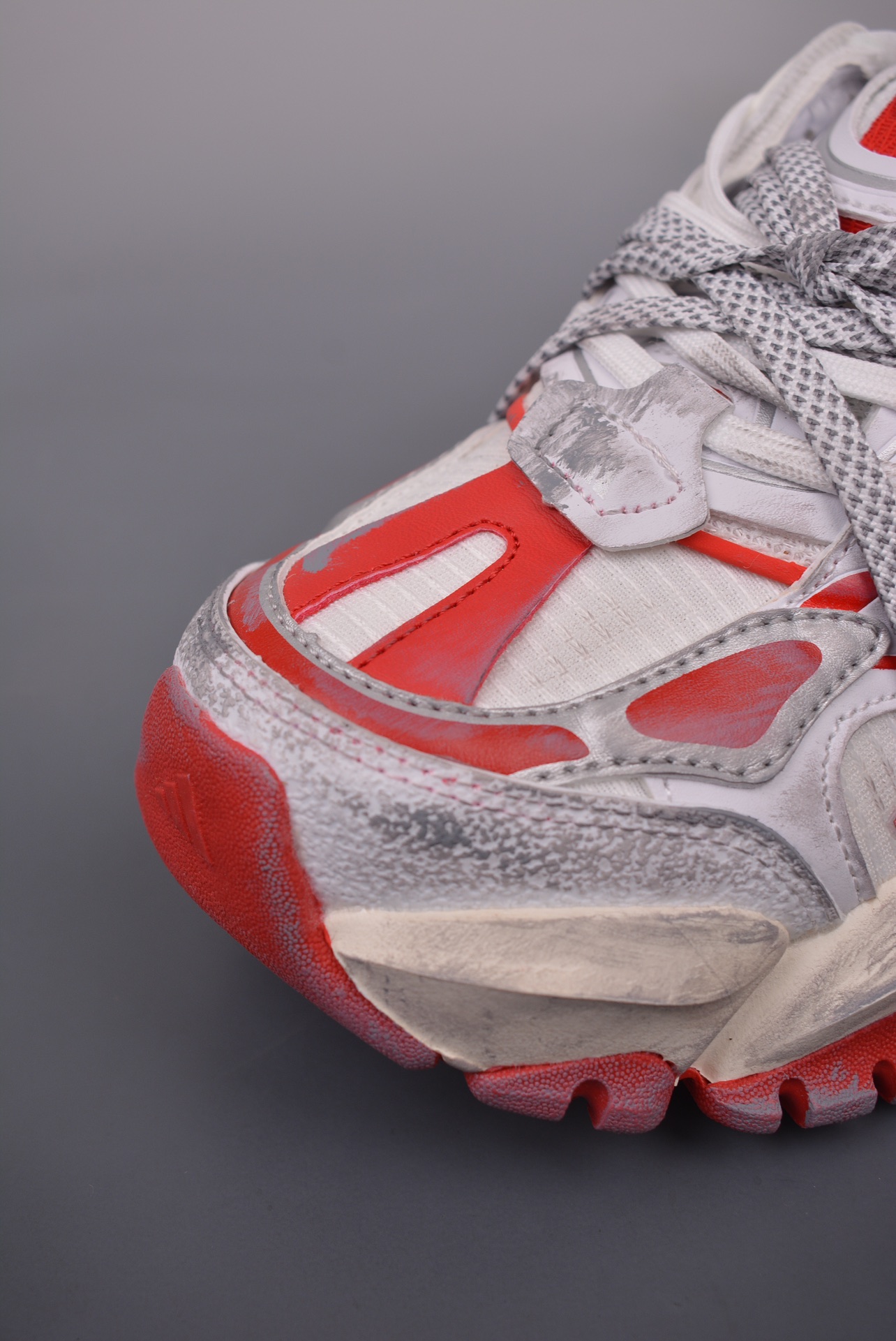 Adidas XLG Runner Deluxe White and Red Old Version JS1590