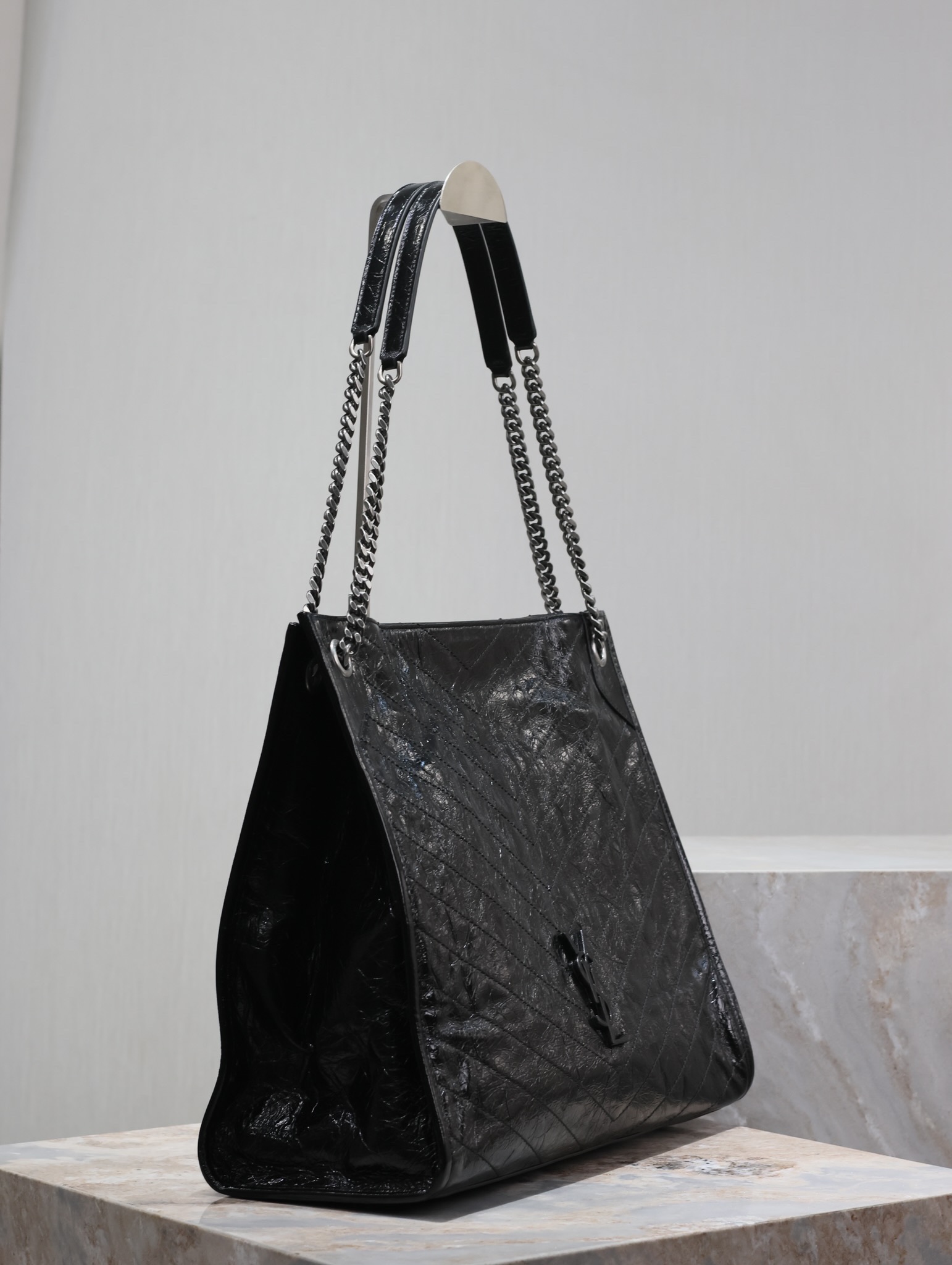 Yves Saint Laurent Niki shopping bag large size 577998