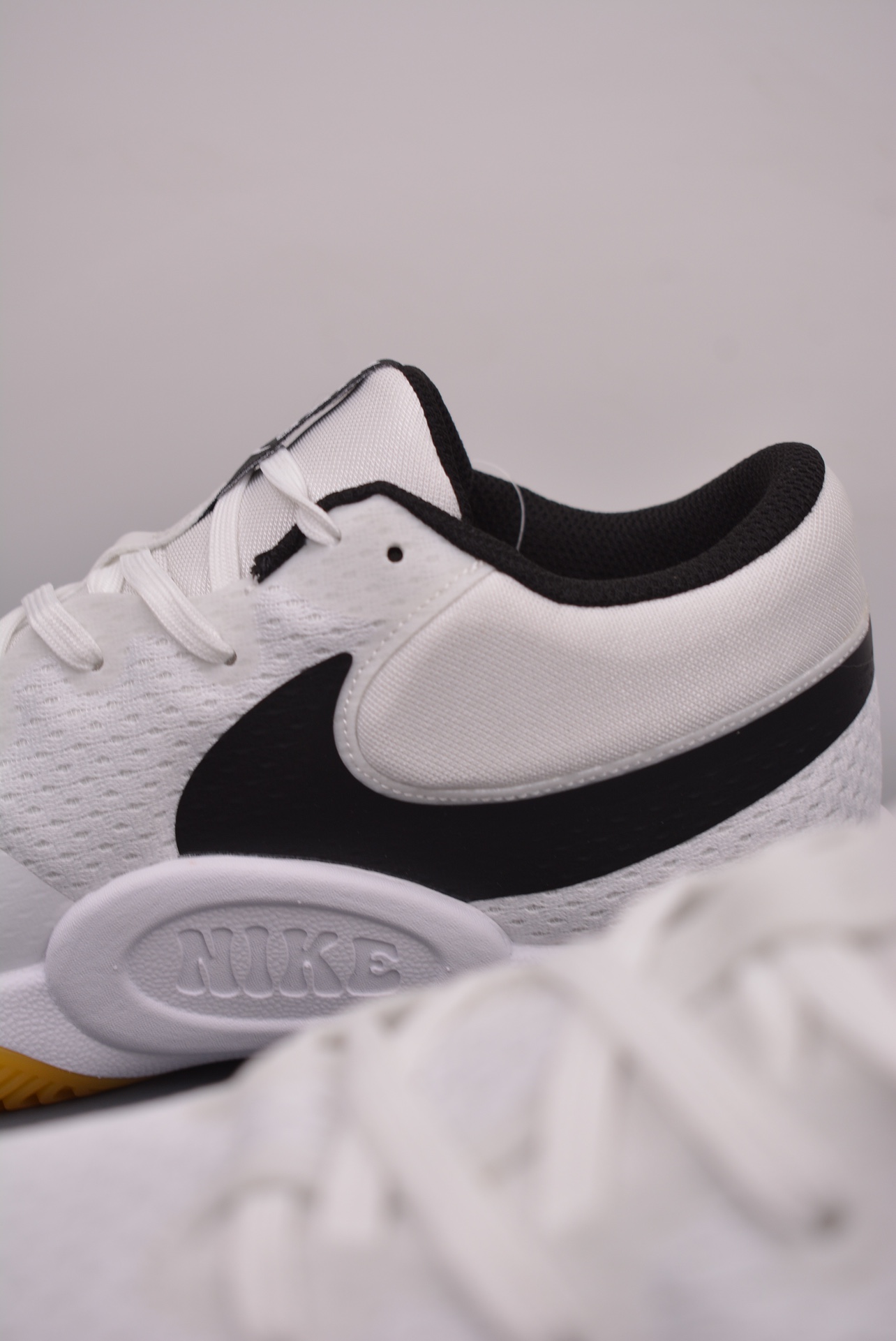 NIKE HYPERQUICK SE BLACK AND WHITE FN4678-001