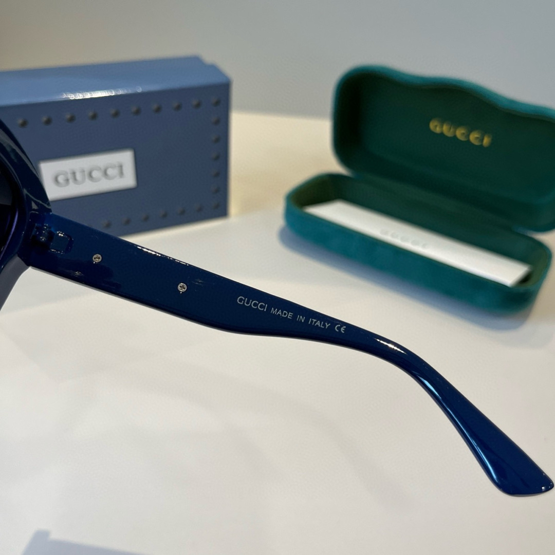 Gucci Round Frame Sunglasses