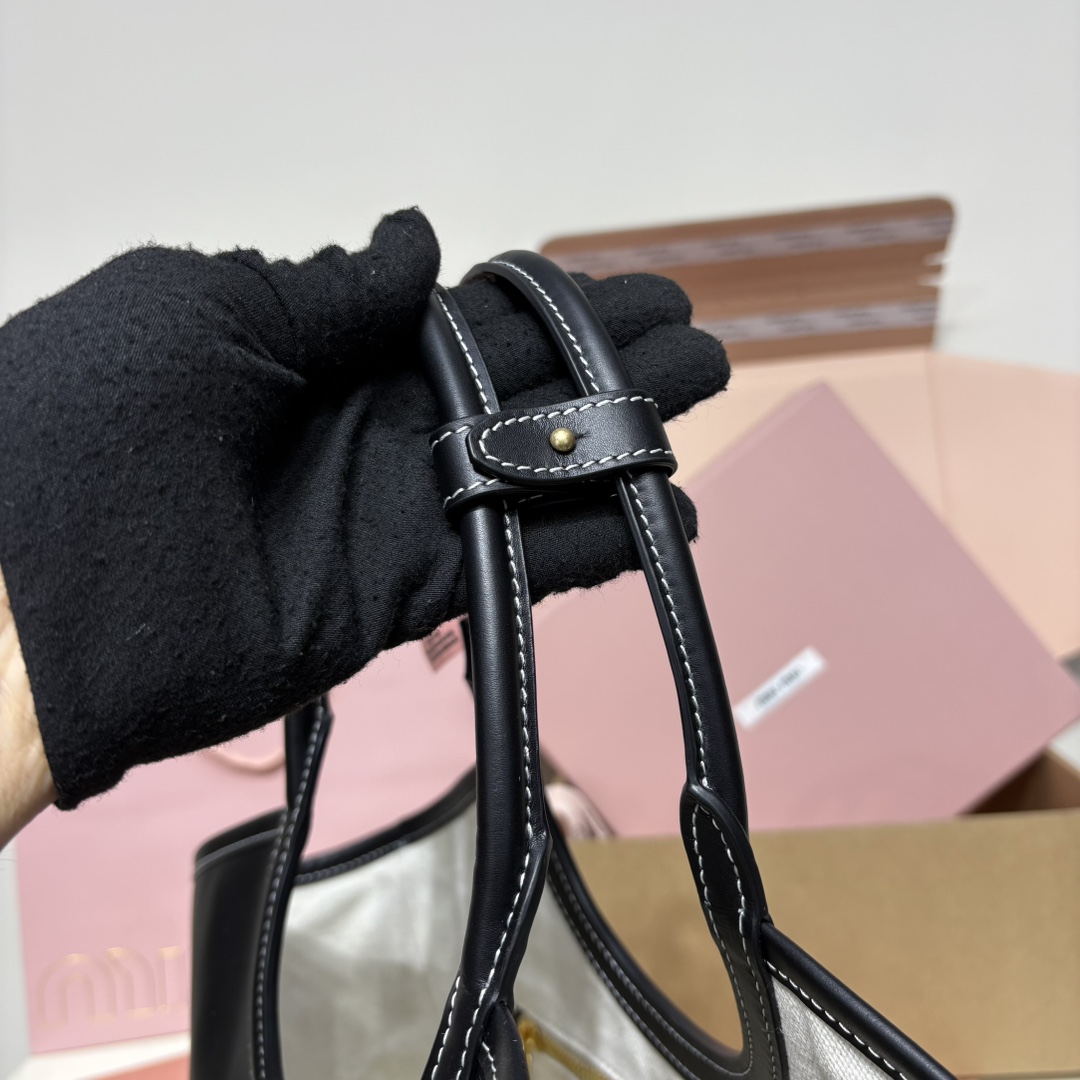 Miu Miu hobo tote underarm bag 5BG287