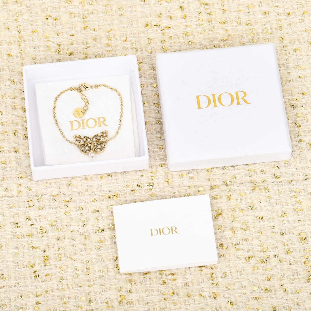 Dior hollow butterfly bracelet