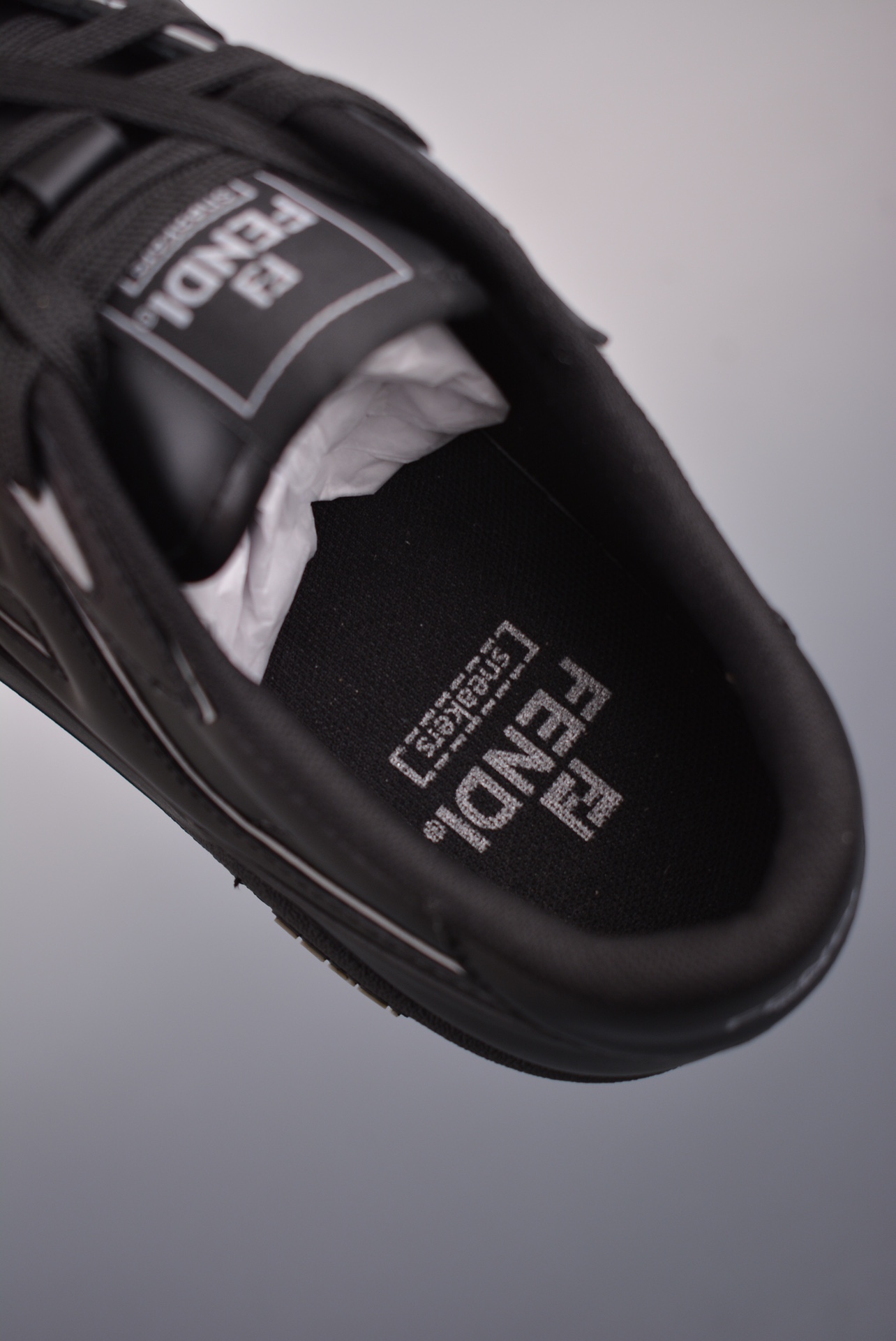 Fendi Match Sneaker Low Velcro Leather Black Silver 7E1643AOMNF1MYT