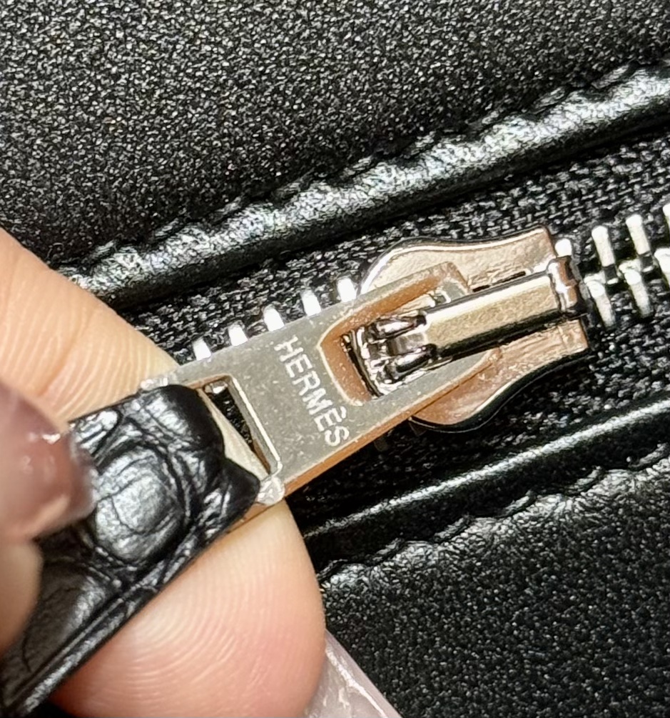 Hermès Constance ck89Black (Handmade to order)