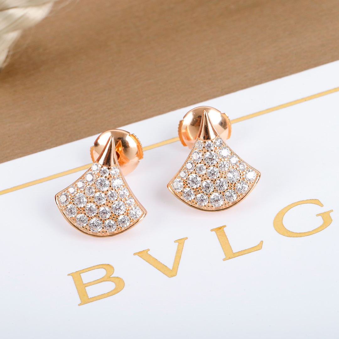 Bulgari fan-shaped diamond earrings