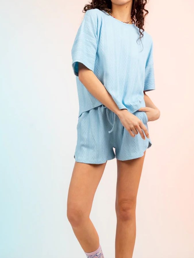 Summer New Suite Fashion Casual Round Neck T -Shirt With Shorts, Two -Piece Female