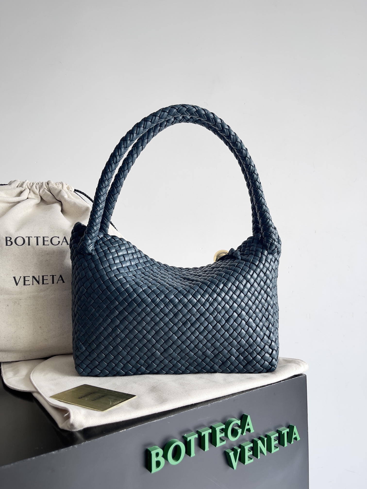 Bottega Veneta TOSCA handbag 716974