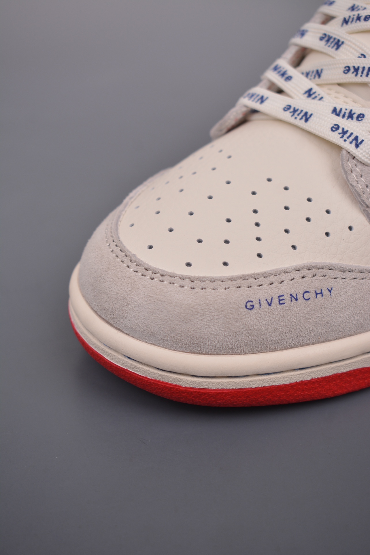 Givenchy x Nike SB Dunk Low G4 Beige, Red and Blue CF3688-033
