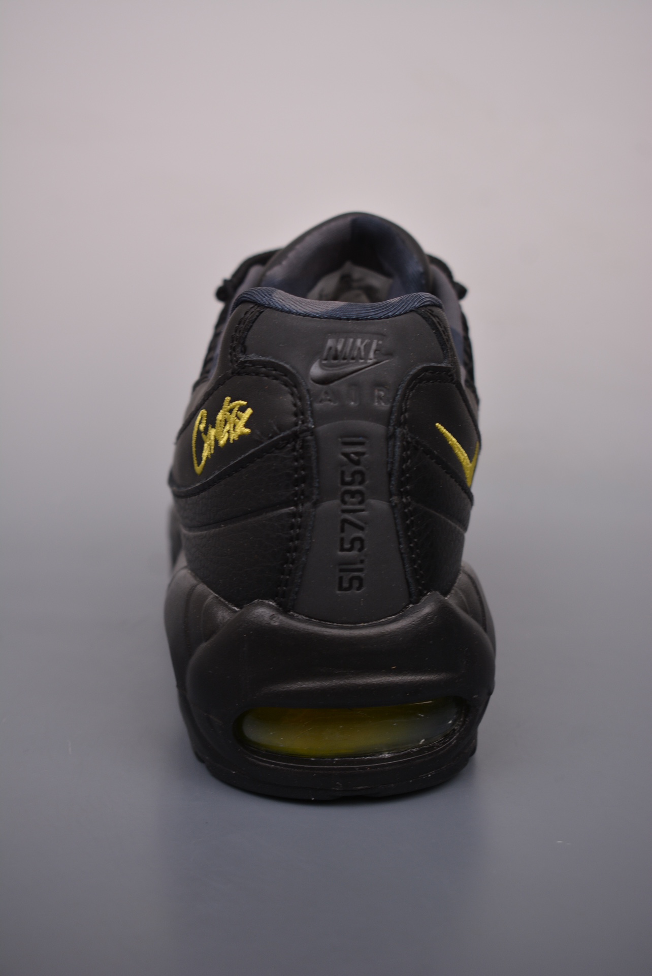 NIKE Air Max 95 Air Cushioned Running Shoes Black and Gold